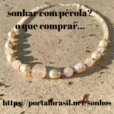 Sonhar com Pérolas o que Comprar
Colar: Colar de pérolas é sinal de elegância. Ele é perfeito para compor o visual do dia a dia de trabalho, principalmente se sua empresa é mais tradicional. Além disso, o colar de pérola tem um requinte natural que tem o poder de transformar qualquer look e deixá-lo mais elegante. Use em ocasiões especiais e você irá brilhar! De fato, antes da criação das pérolas cultivadas em 1893, eram na verdade mais raras que os diamantes. Por isso eram exorbitantemente caras e reservadas à realeza ou aos deuses.